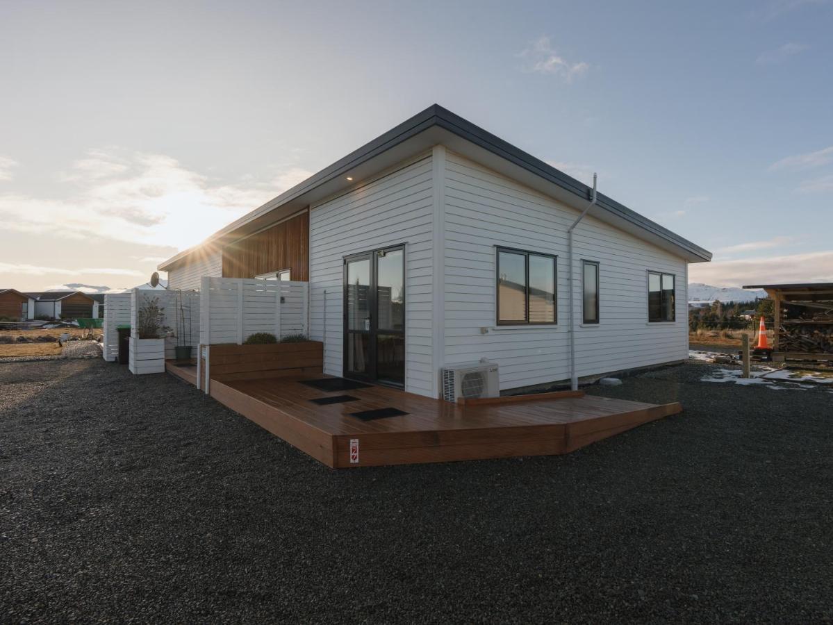 Entire Studio - Rodman 18 - Newly Furnished Lake Tekapo Buitenkant foto