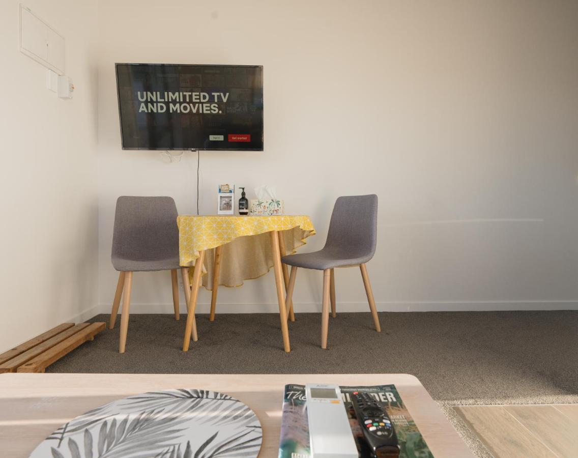 Entire Studio - Rodman 18 - Newly Furnished Lake Tekapo Buitenkant foto